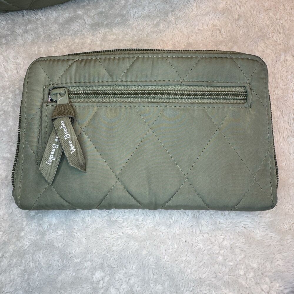 Vera Bradley quilted back pack olive leaf green with matching wallet lighten up - Picture 6 of 15
